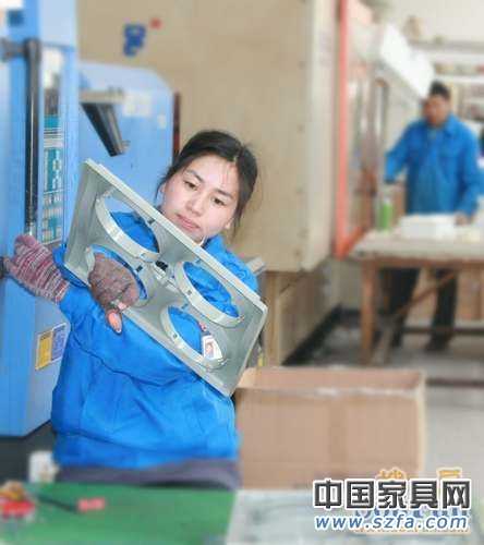 家居業(yè)一線勞動者 家居業(yè)一線勞動者