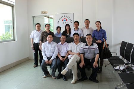 四川商會(huì)秘書處工作人員和發(fā)起人合影