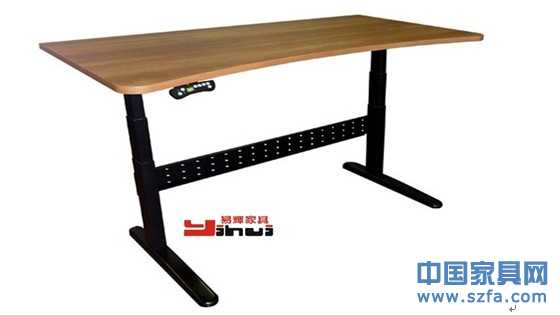 易輝家具&ldquo;電動(dòng)升降桌&rdquo;斬獲廣州家具展