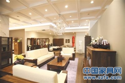 業(yè)內(nèi)人士認為，實木家具的價值應體現(xiàn)在材料和加工工藝的結合上。