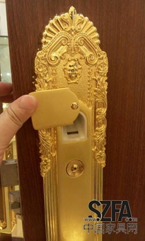 2015建博會(huì):奧珀銅質(zhì)家居指紋鎖填補(bǔ)市場空白