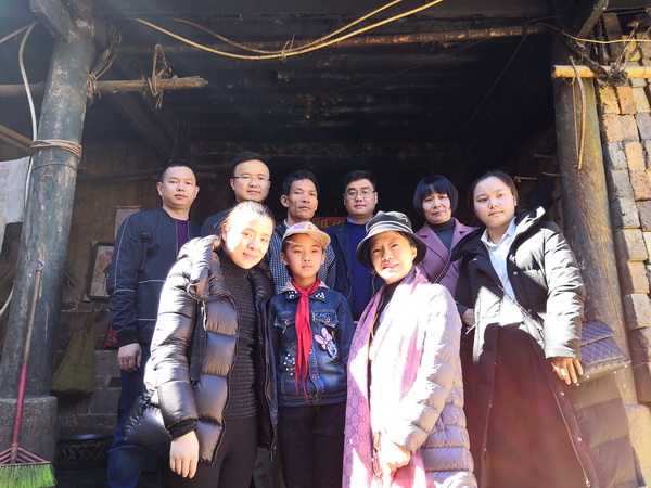  東成文宋&ldquo;暖冬&rdquo;愛心公益團為貧困家庭帶去溫暖與關(guān)愛